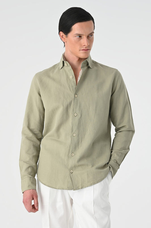 Men's 100% Linen Shirt with an Antioch Collar and Button Detail