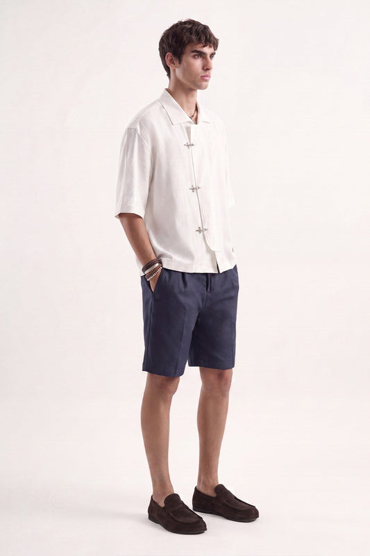 Relaxed-Fit Shirt with Detailed Closure