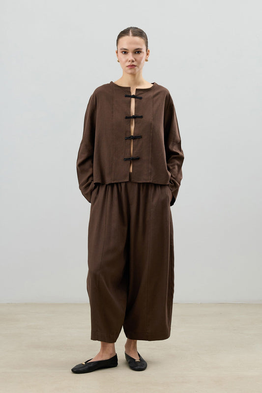 Women's Suit with Embellished Buttons in a Linen Blend