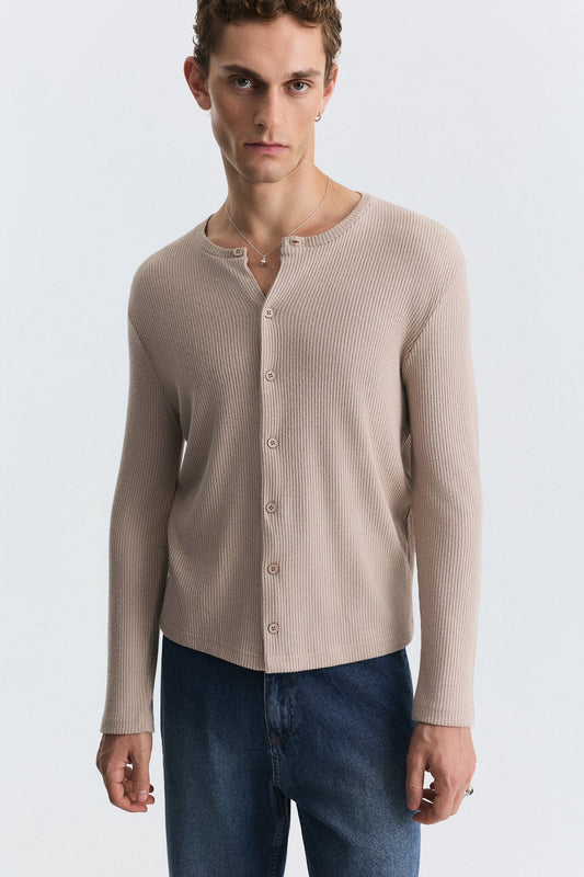 T-Shirt with Button Closure and Drawstring