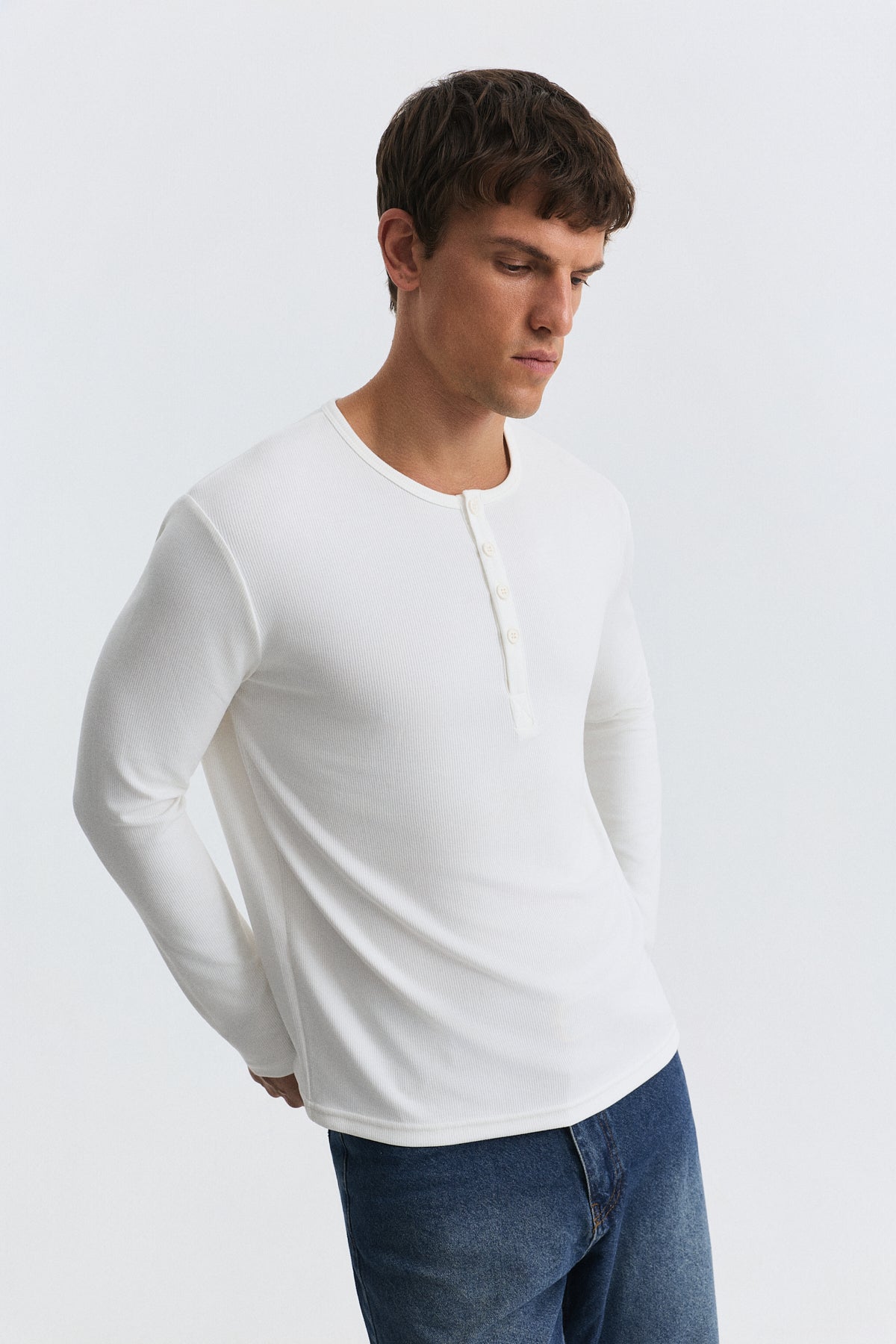 100% Cotton Button-Down Collar Ribbed T-Shirt