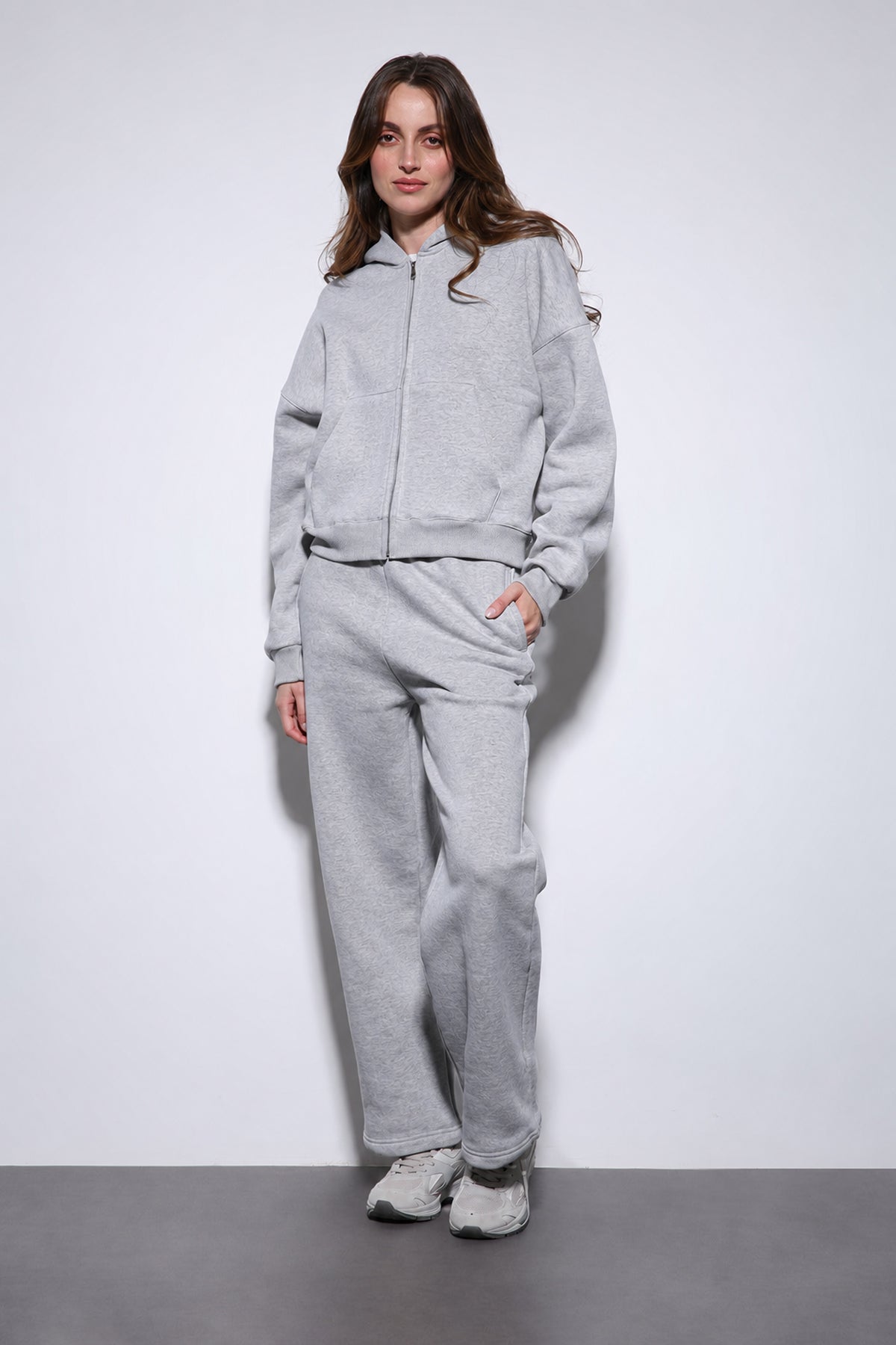 Women's Hooded Sweatshirt and Sweatpants Set