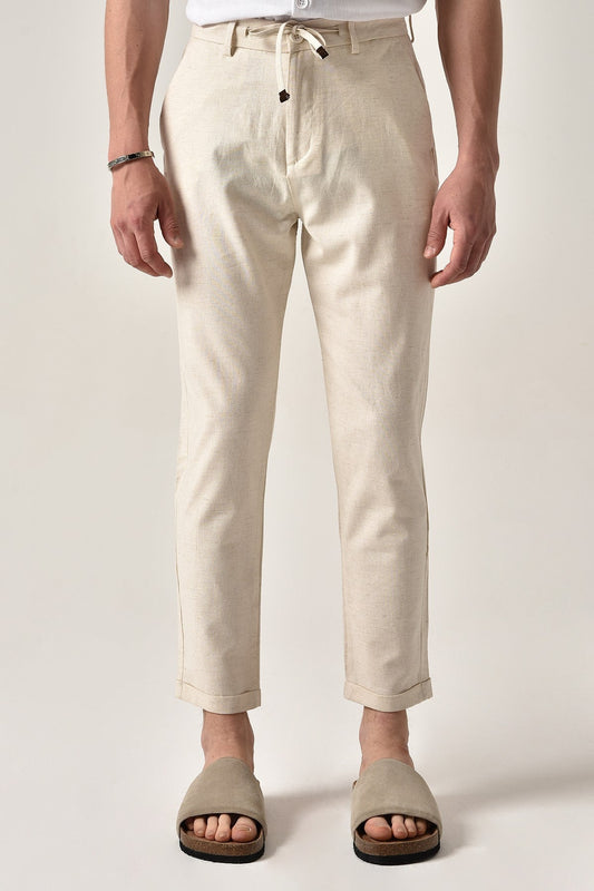Boyfriend-Style Linen Pants with a Drawstring Waist