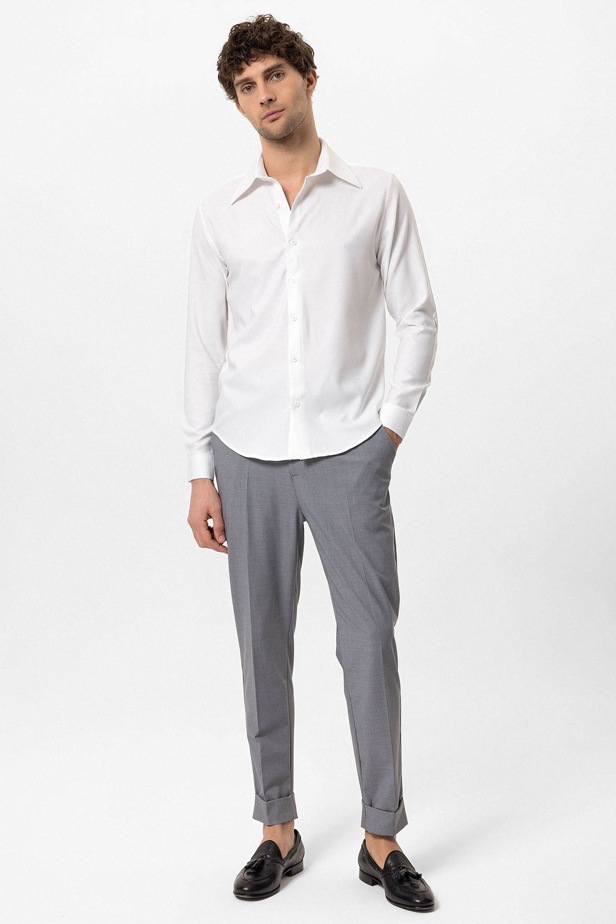 Antioch Slim-Fit Men's Long-Sleeve Shirt with a Wide Collar