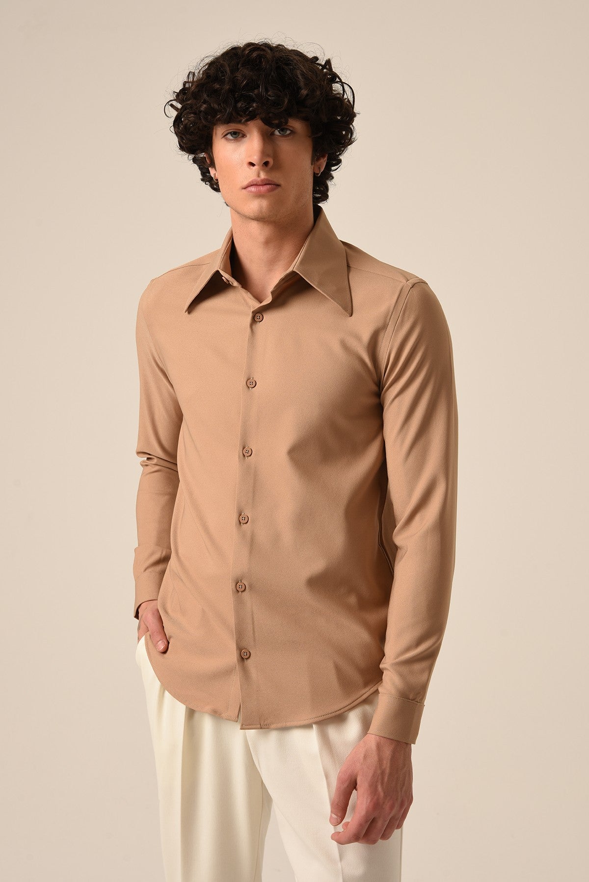 Antioch Slim-Fit Men's Long-Sleeve Shirt with a Wide Collar
