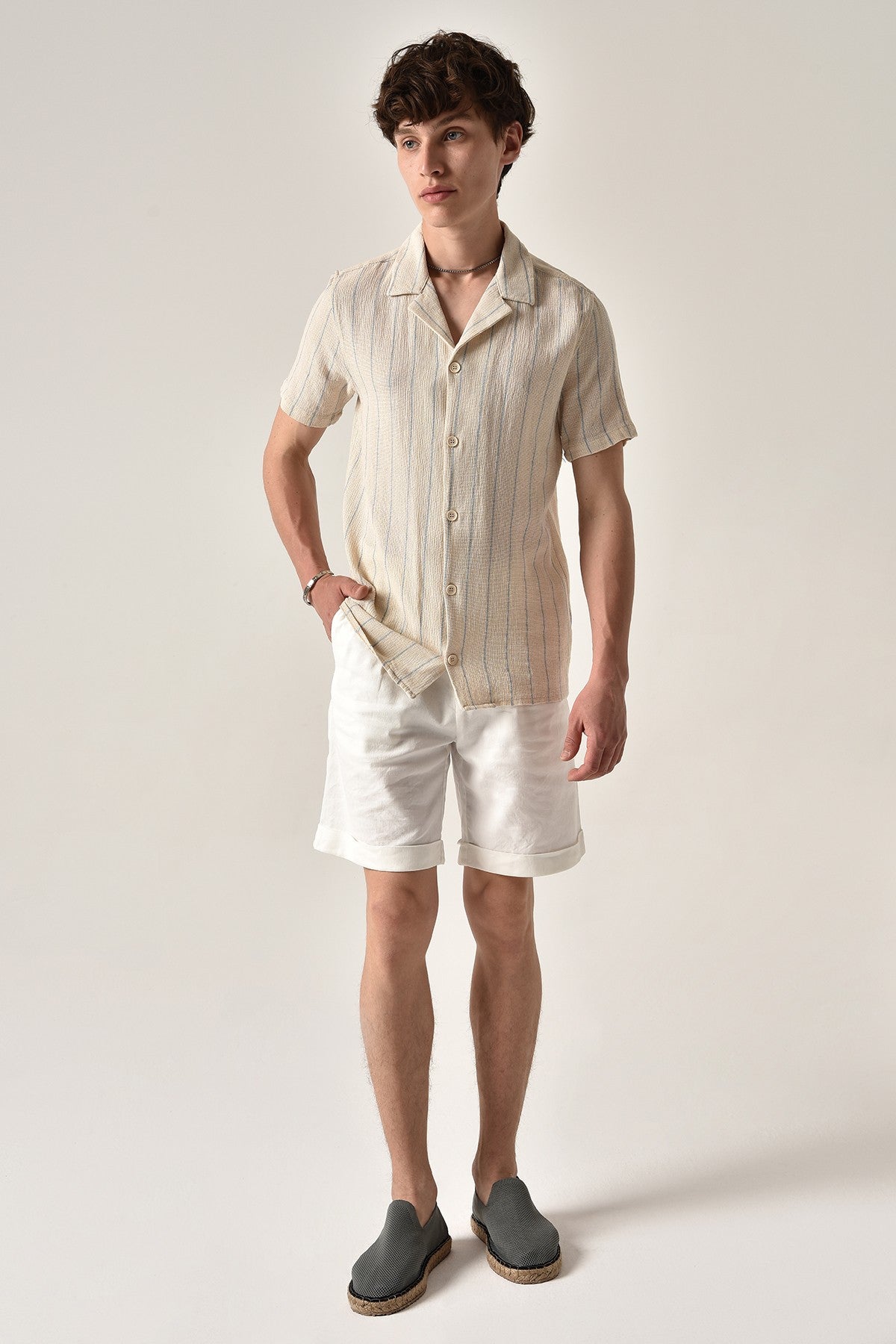 Antioch Striped Apache-Collar Short-Sleeve Linen Shirt