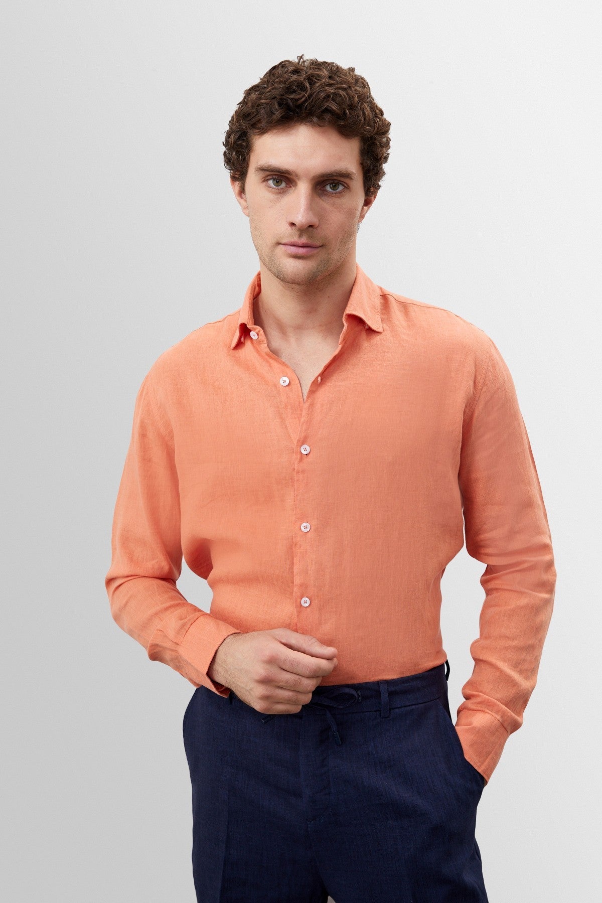 Men's 100% Linen Shirt with an Antioch Collar and Button Detail