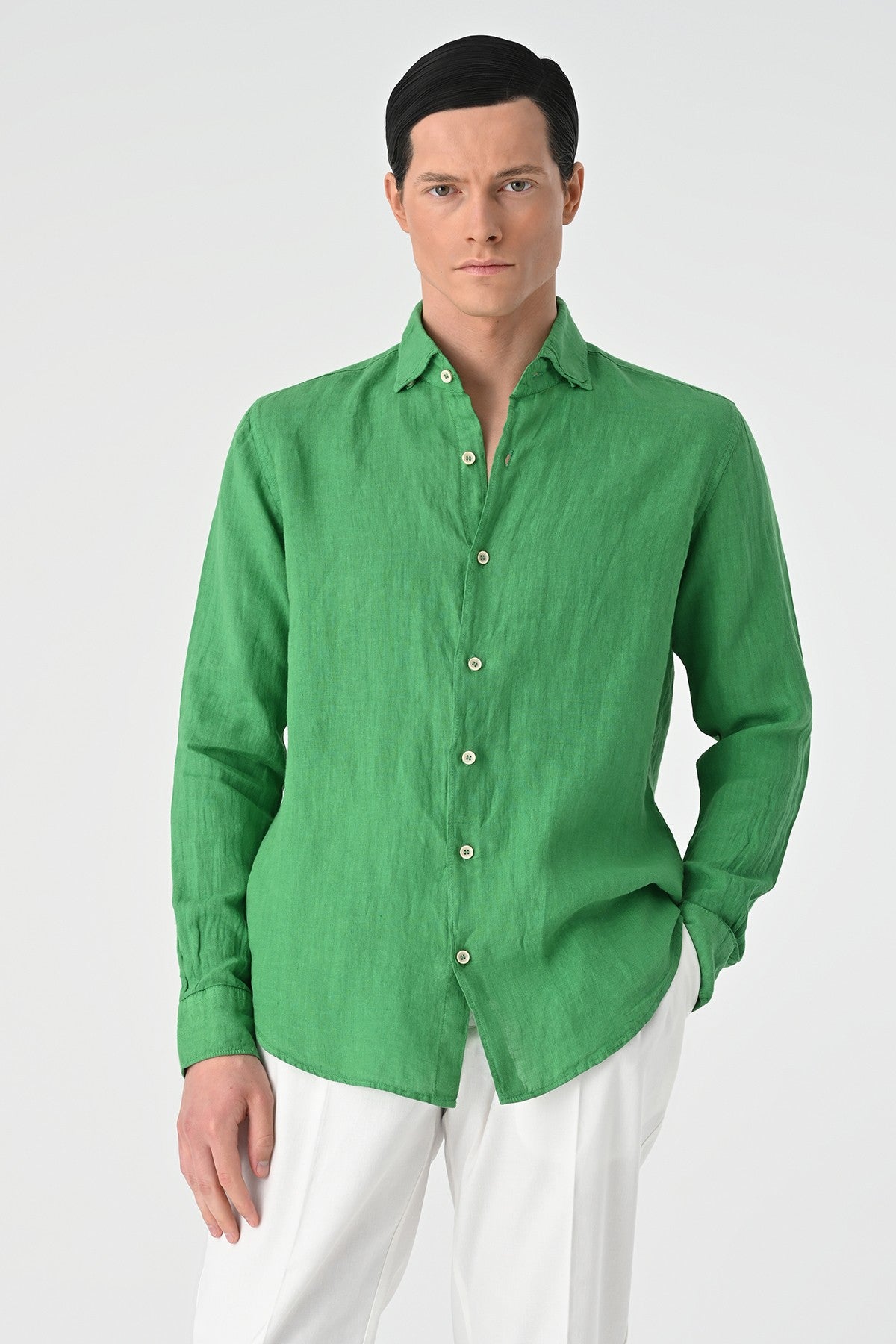Men's 100% Linen Shirt with an Antioch Collar and Button Detail