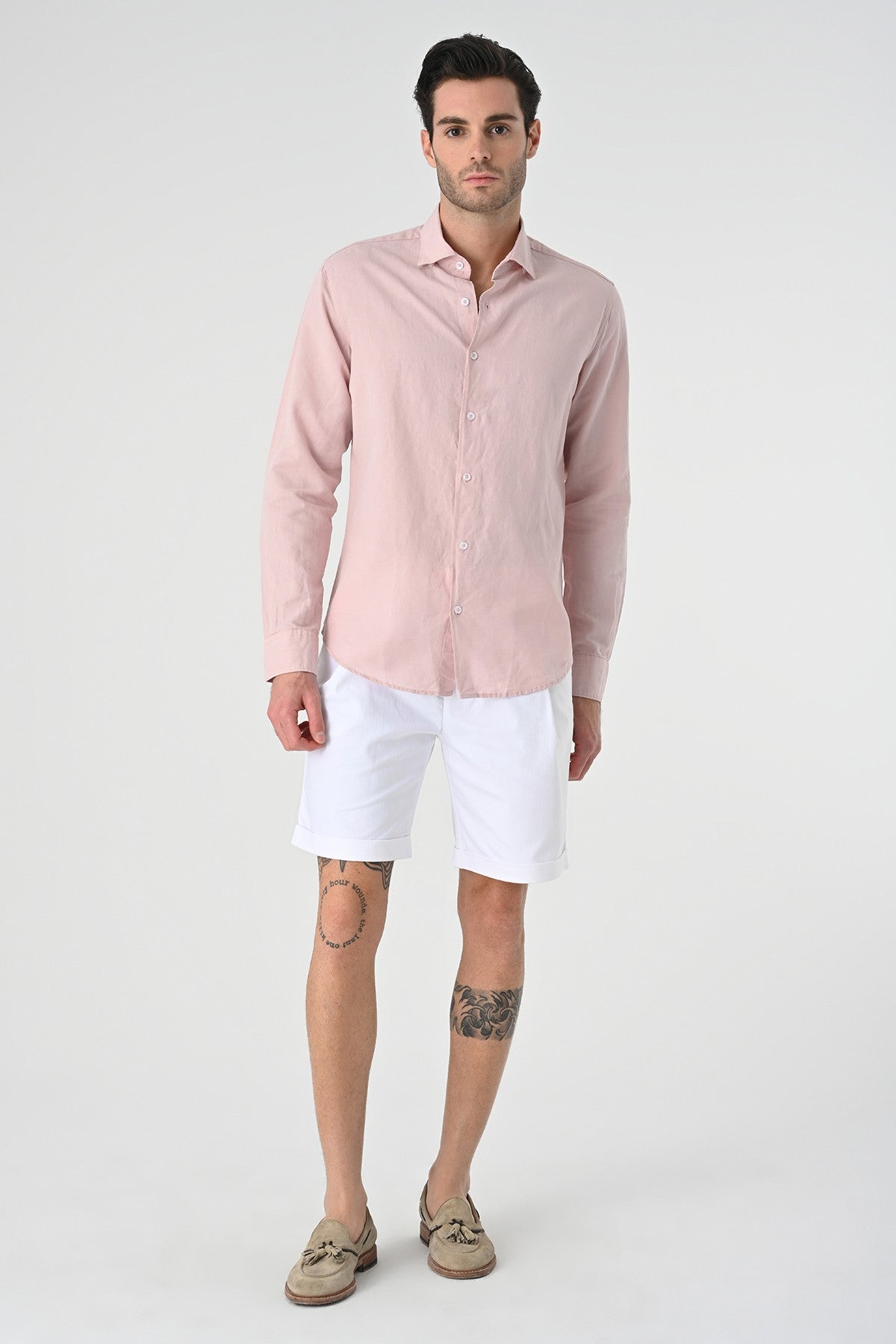 Men's 100% Linen Shirt with an Antioch Collar and Button Detail