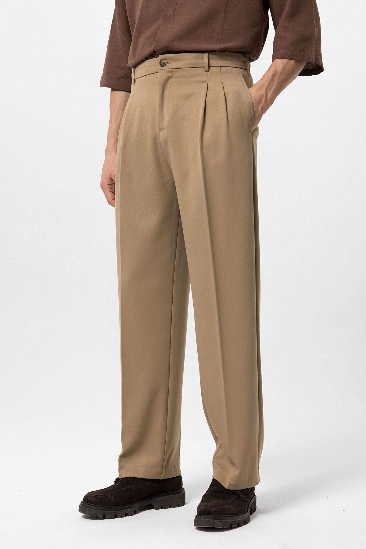 Antioch High-Waisted Pleated Relaxed-Fit Men's Pants