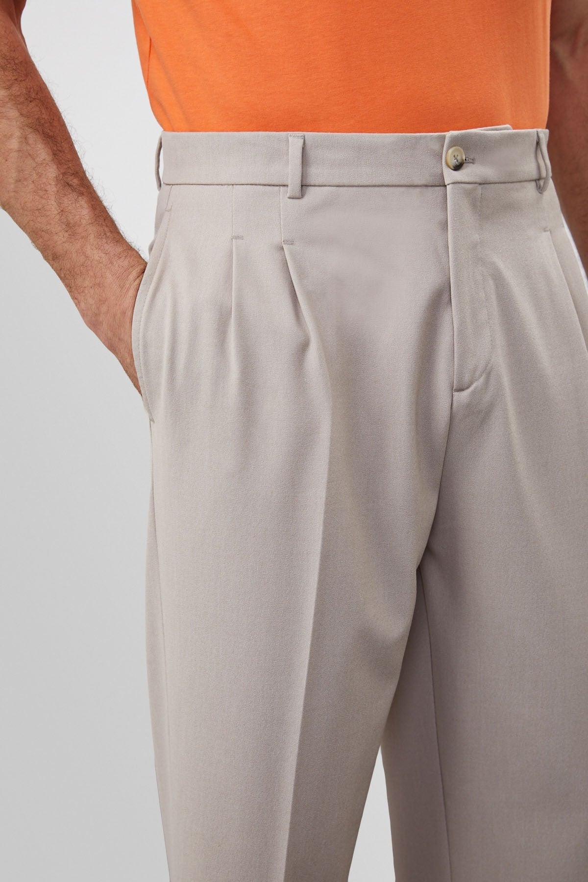 High-Waisted Pleated Relaxed-Fit Men's Pants