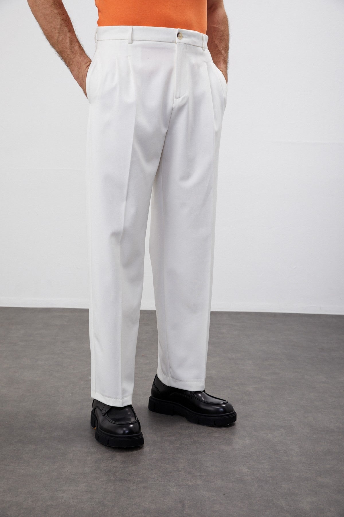 Antioch High-Waisted Pleated Relaxed-Fit Men's Pants