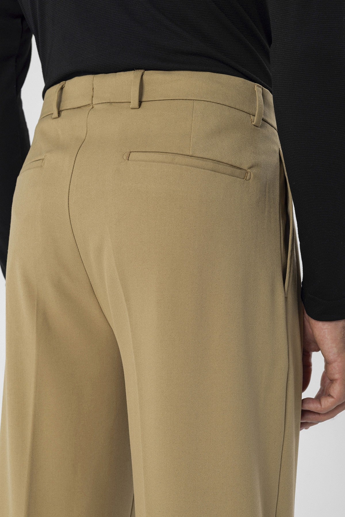 High-Waisted Pleated Relaxed-Fit Men's Pants