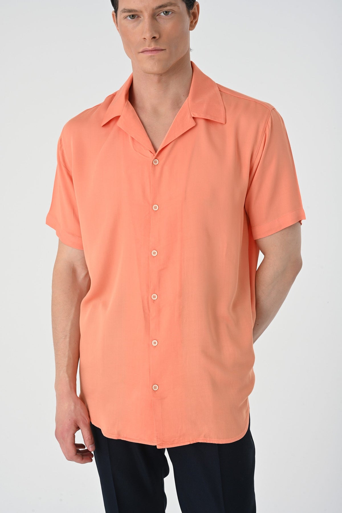 Antioch Oversized Short-Sleeve Men's Shirt with Apache Collar