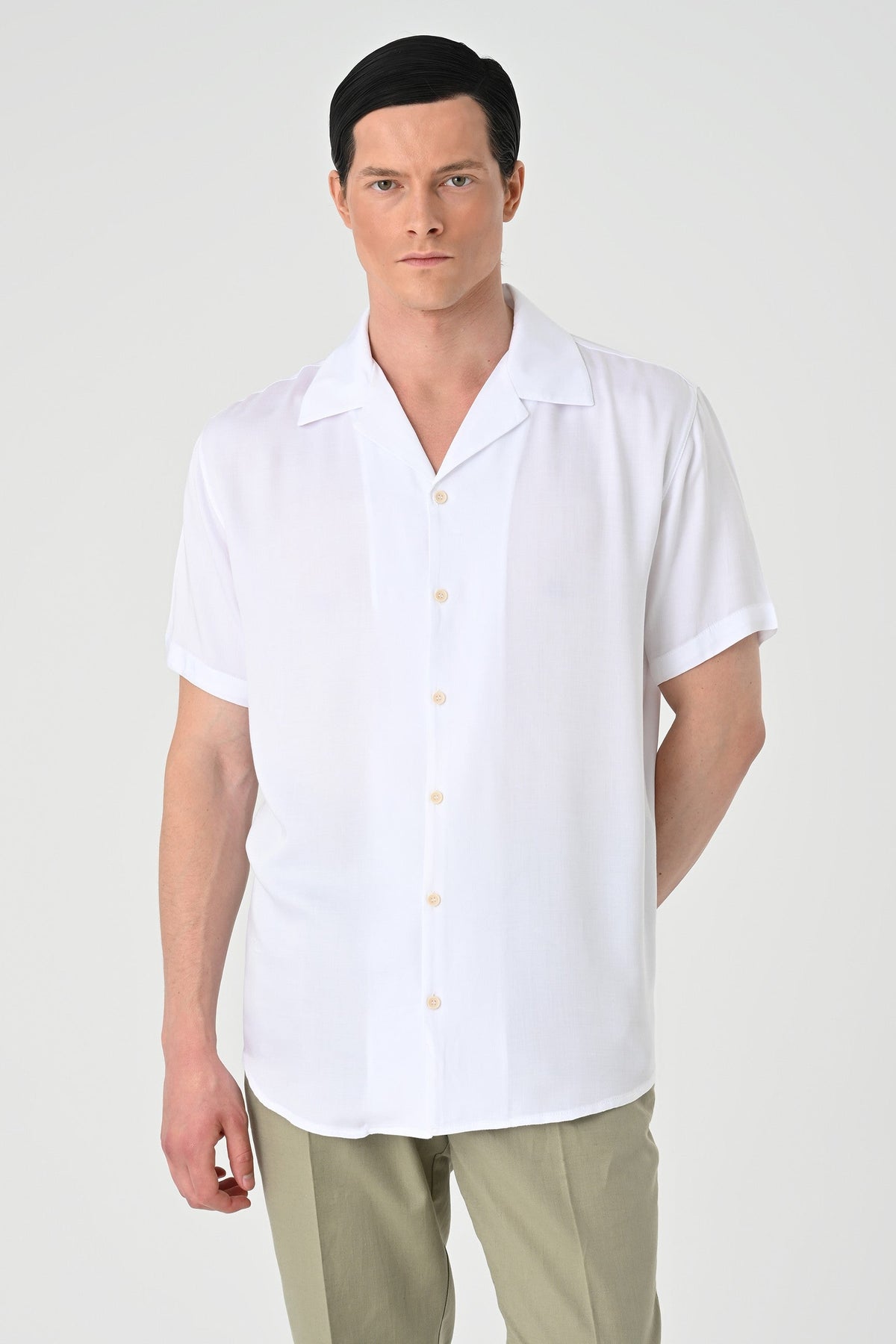 Antioch Oversized Short-Sleeve Men's Shirt with Apache Collar