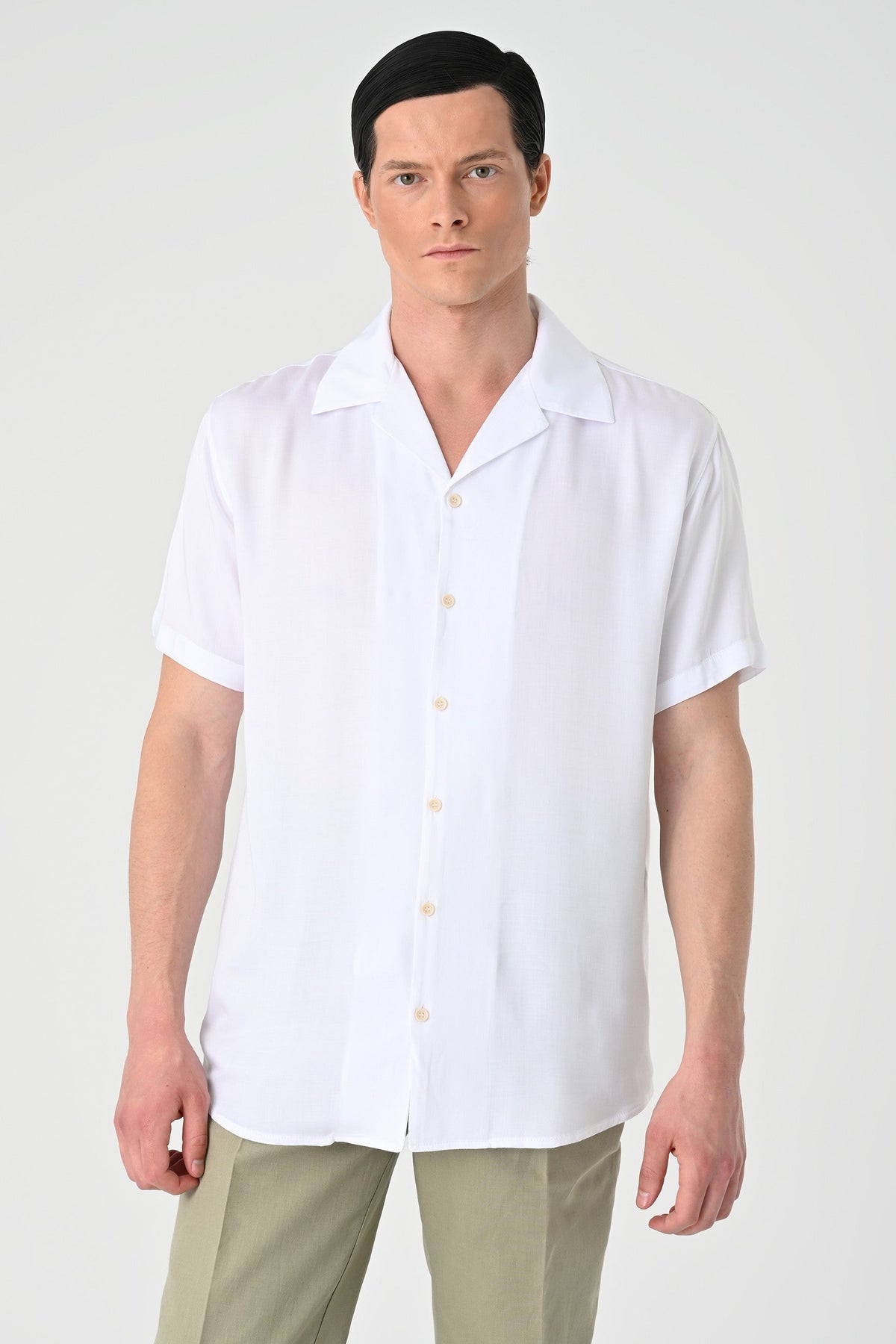 Antioch Oversized Short-Sleeve Men's Shirt with Apache Collar