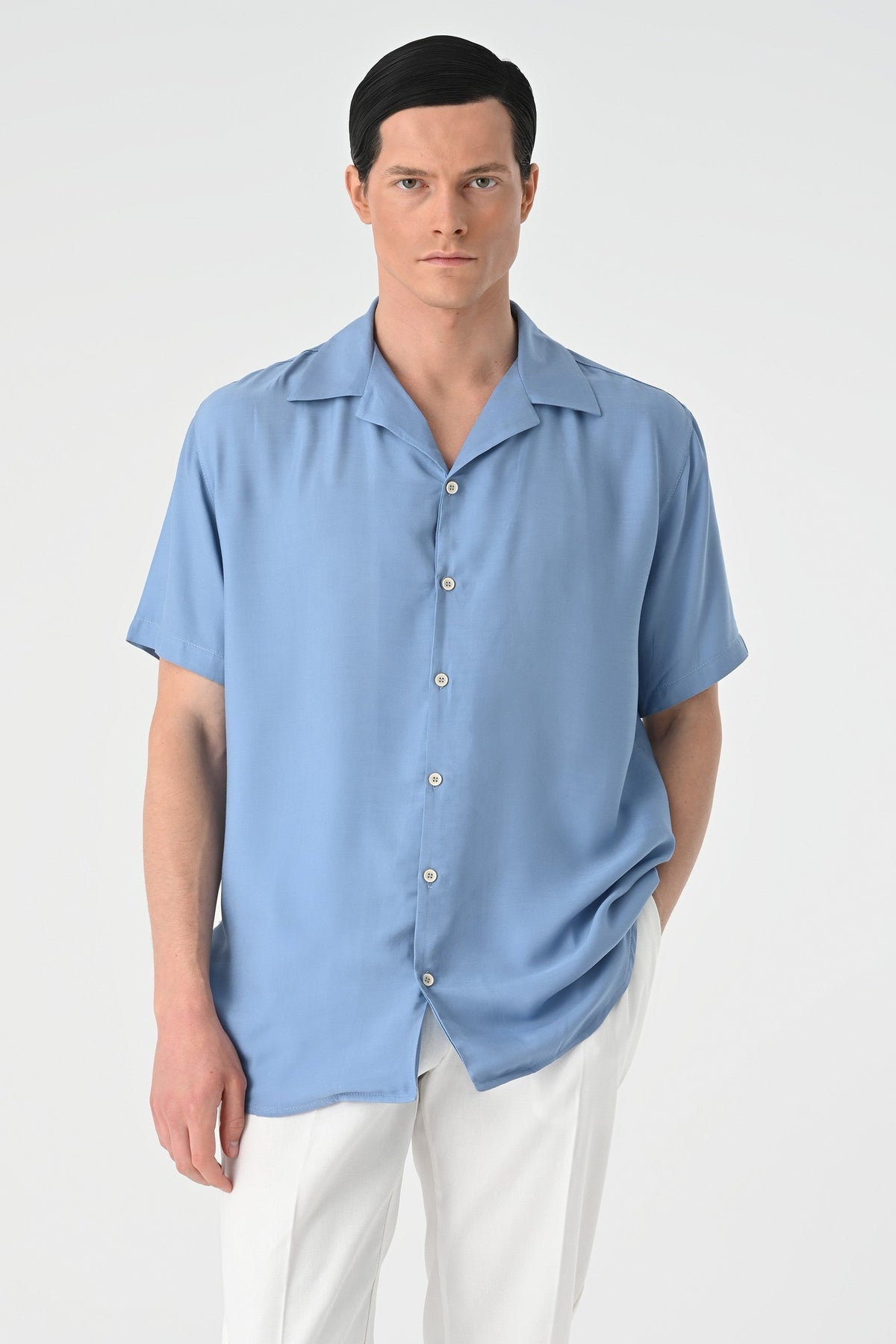 Antioch Oversized Short-Sleeve Men's Shirt with Apache Collar