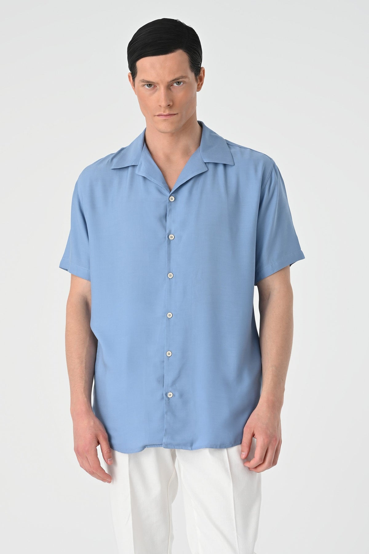 Antioch Oversized Short-Sleeve Men's Shirt with Apache Collar