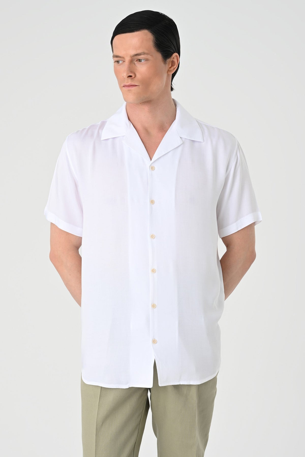 Antioch Oversized Short-Sleeve Men's Shirt with Apache Collar