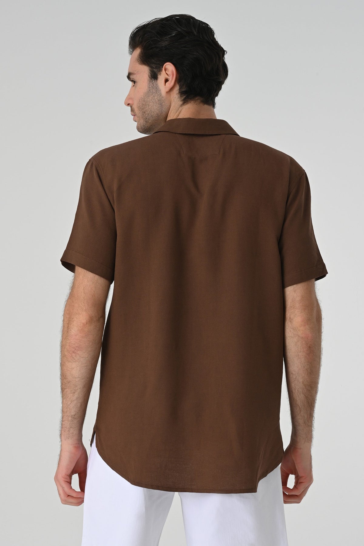 Antioch Relax Fit Short-Sleeved Men's Shirt with a Shawl Collar