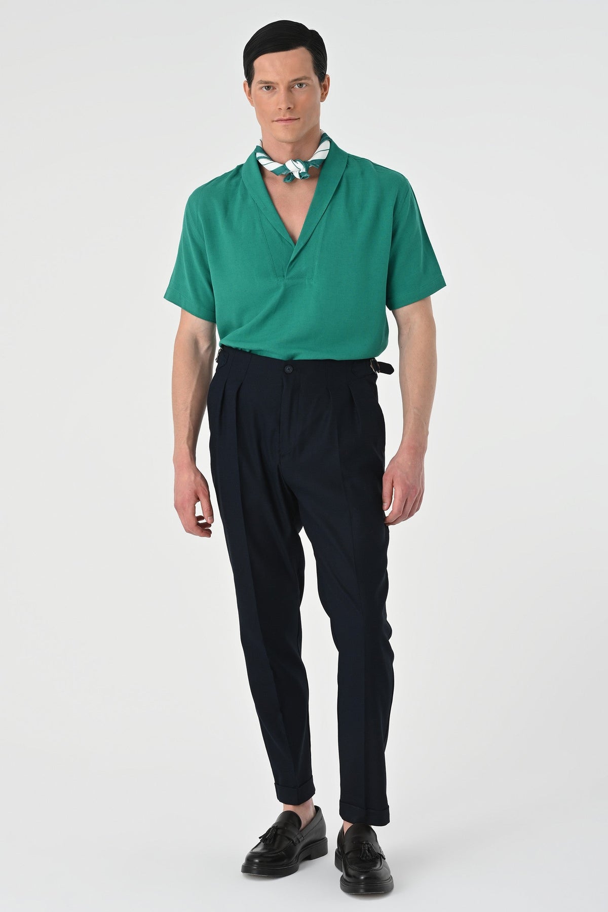 Antioch Relax Fit Short-Sleeved Men's Shirt with a Shawl Collar