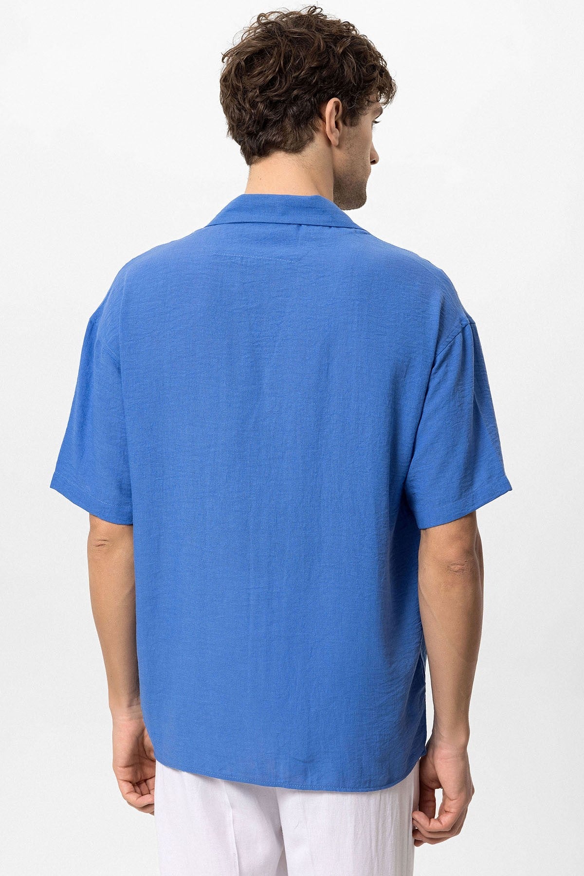 Antioch Oversized Short-Sleeve Men's Shirt with Apache Collar