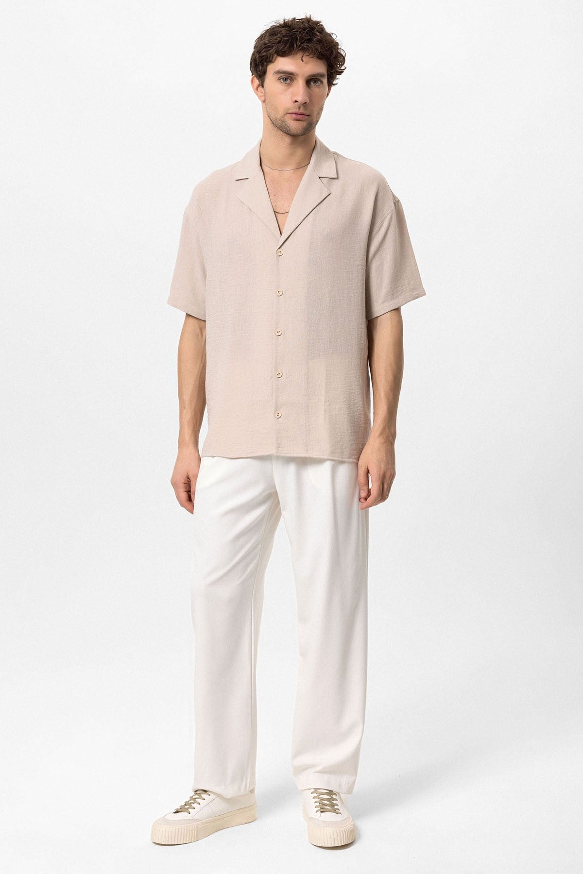 Antioch Oversized Short-Sleeve Men's Shirt with Apache Collar
