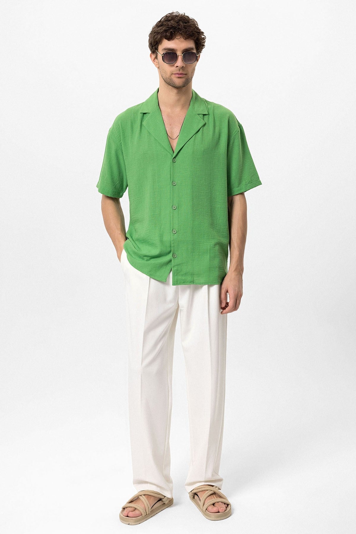 Antioch Oversized Short-Sleeve Men's Shirt with Apache Collar