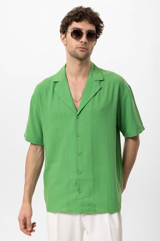 Antioch Oversized Short-Sleeve Men's Shirt with Apache Collar