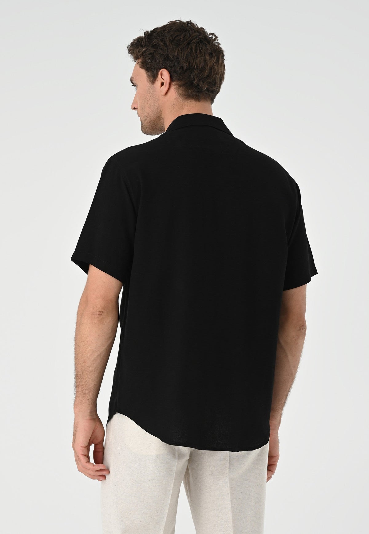 Antioch Men's Shirt with Apache Collar and Pocket Details