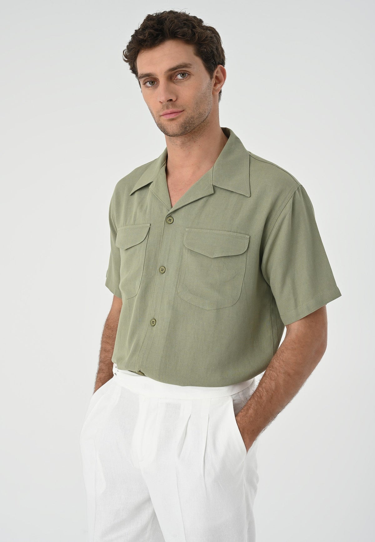 Antioch Men's Shirt with Apache Collar and Pocket Details
