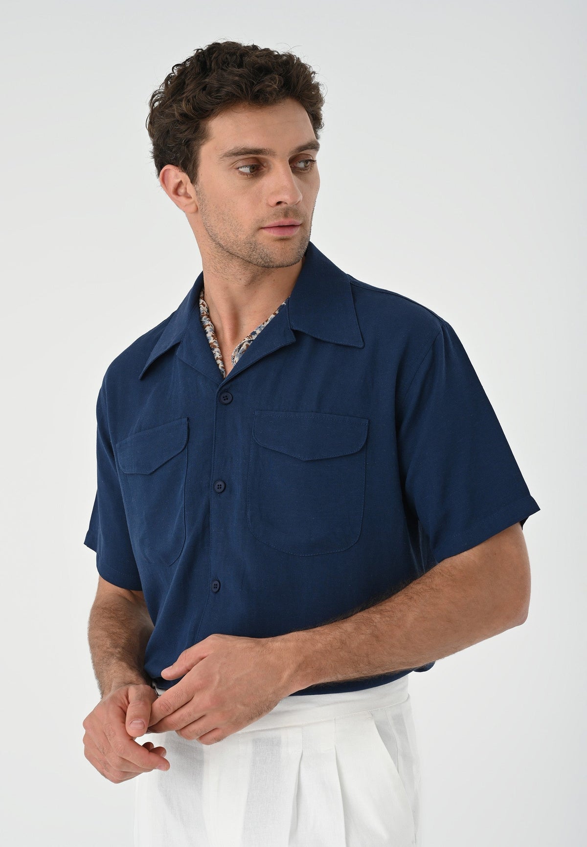 Antioch Men's Shirt with Apache Collar and Pocket Details
