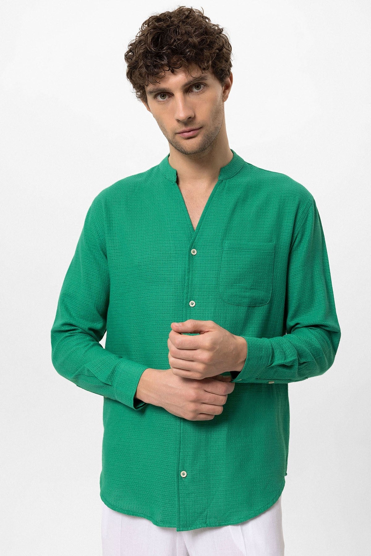 Antioch Crew-Neck Knitted Textured Men's Shirt