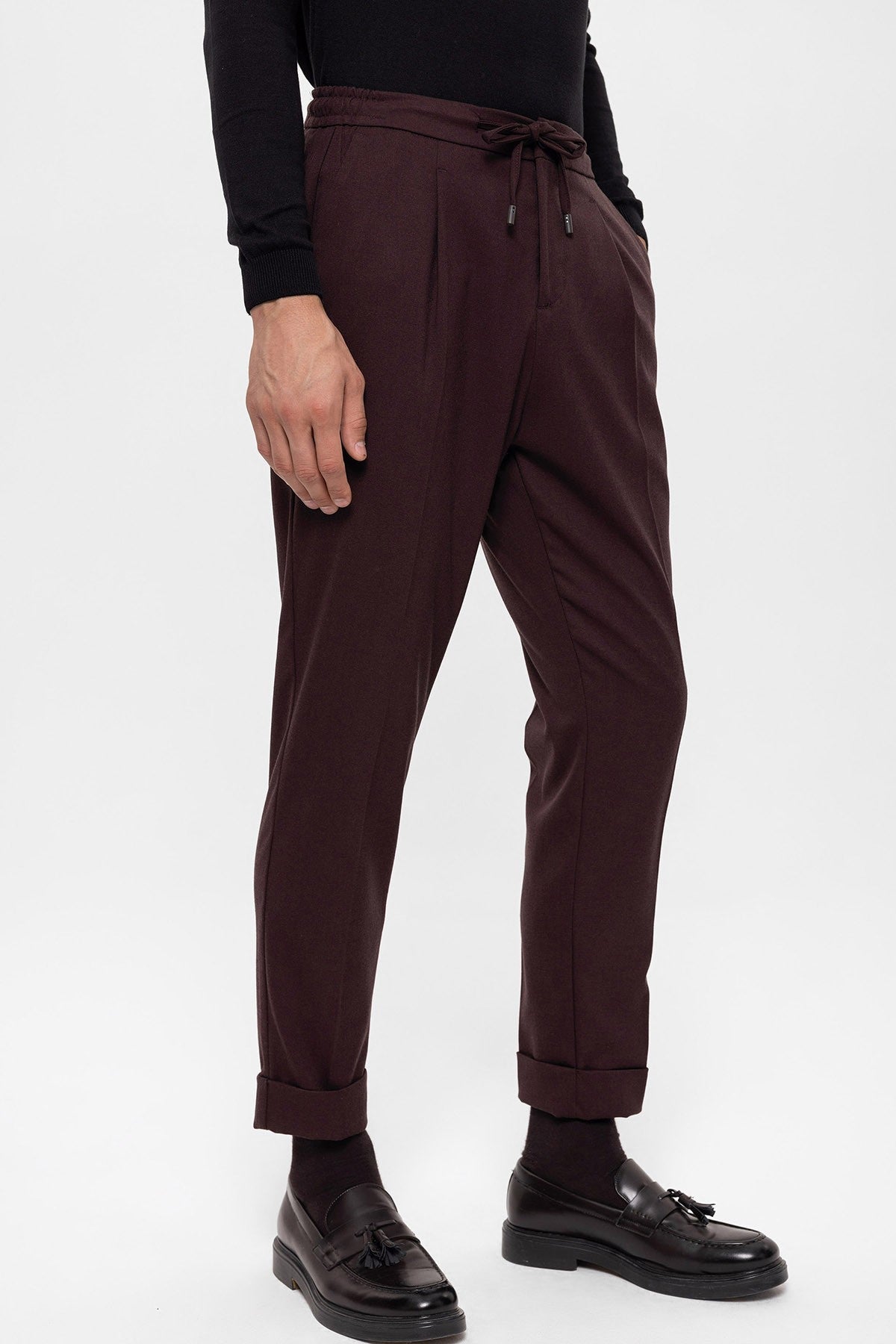 Antioch Elastic-Waist Pleated Men's Pants
