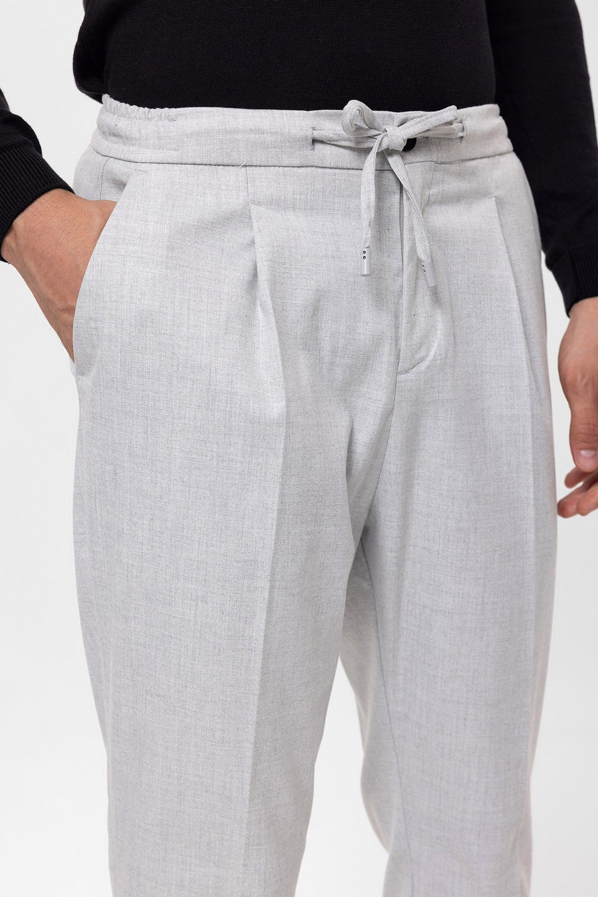 Antioch Elastic-Waist Pleated Men's Pants