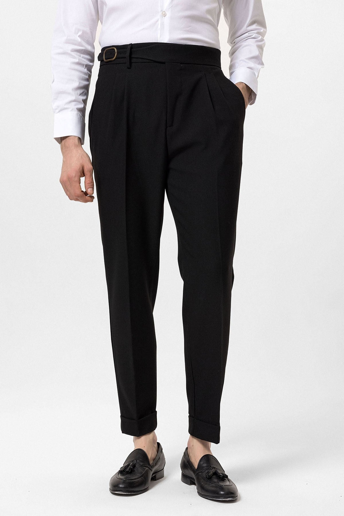 High-Waisted Pleated Men's Pants with Buckle Detail