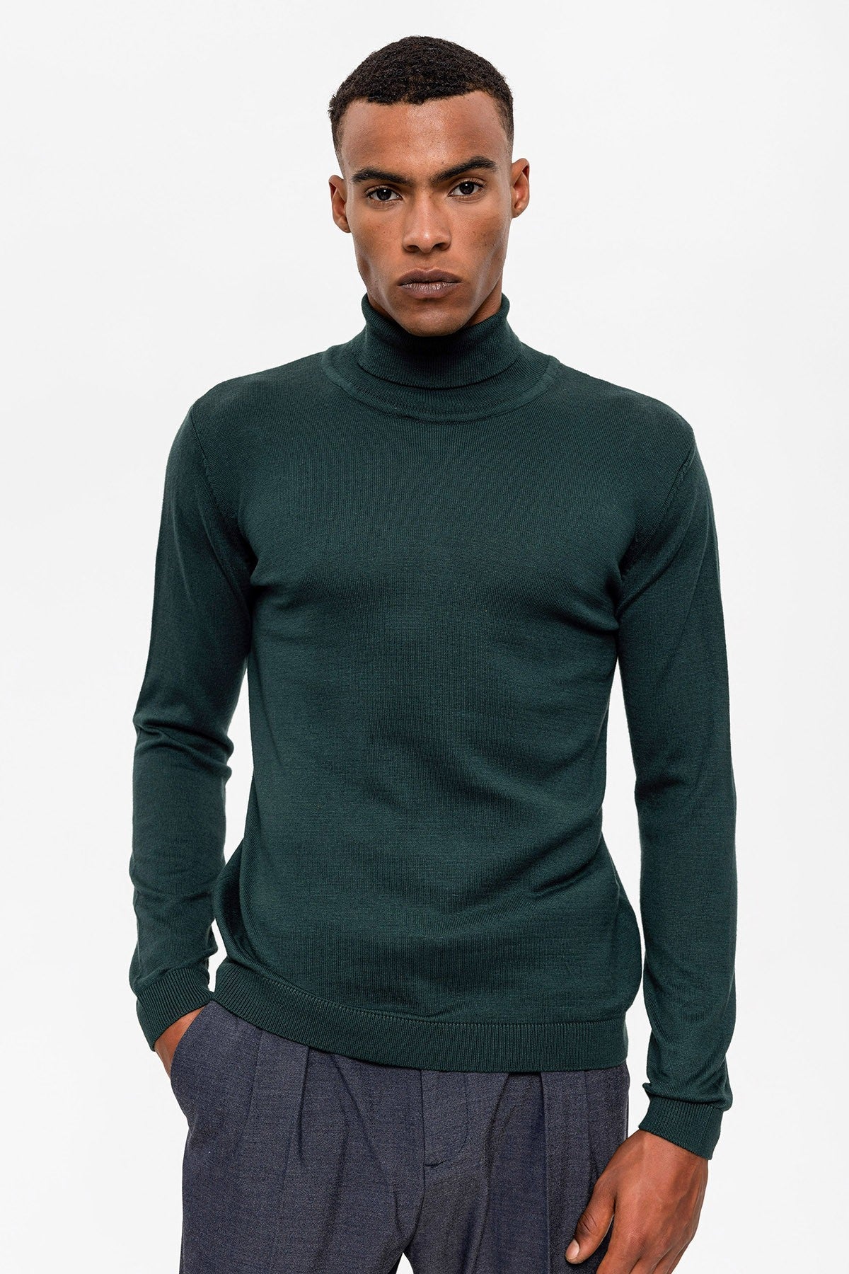 Men's Full-Neck Sweater