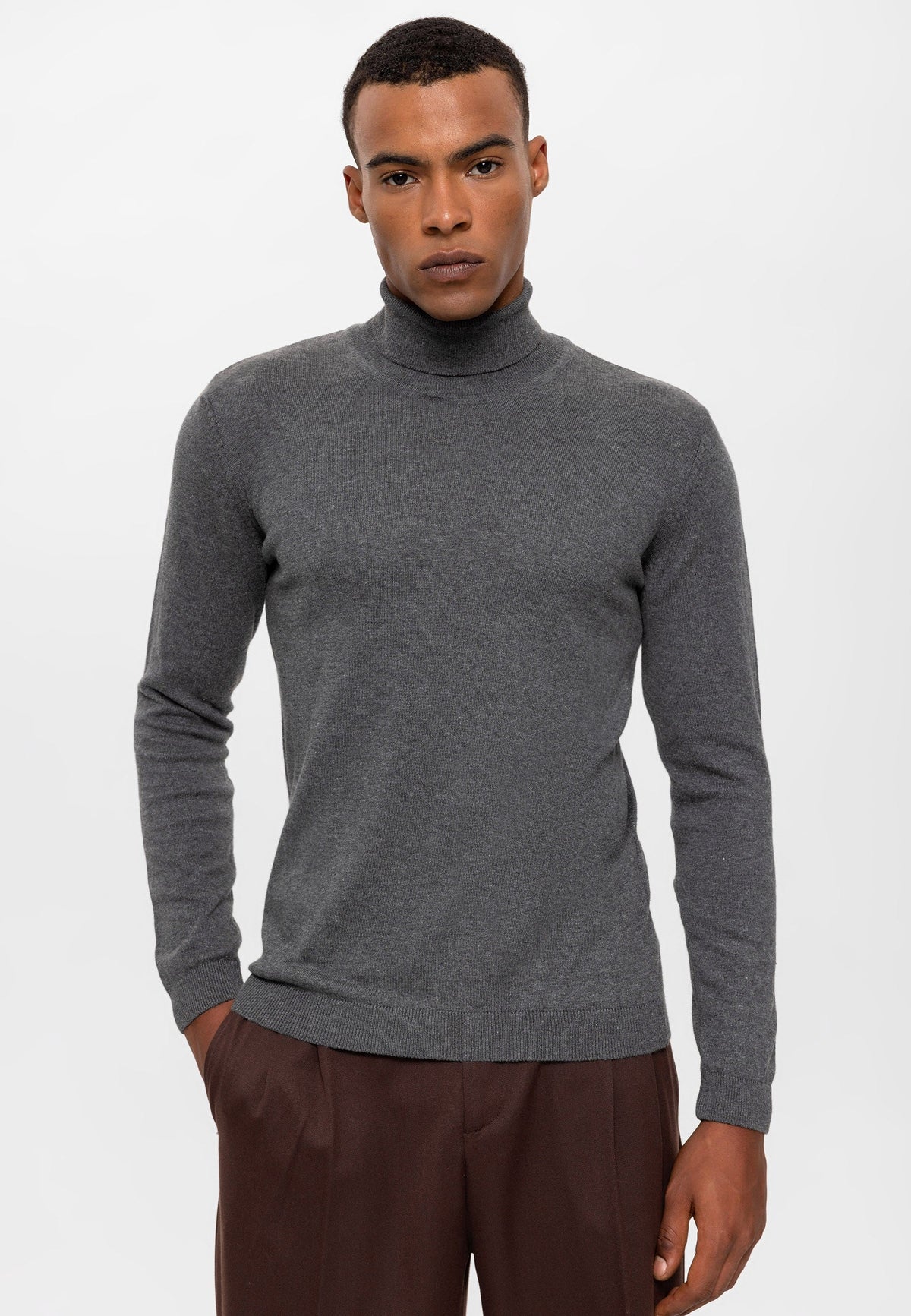 Men's Full-Neck Sweater