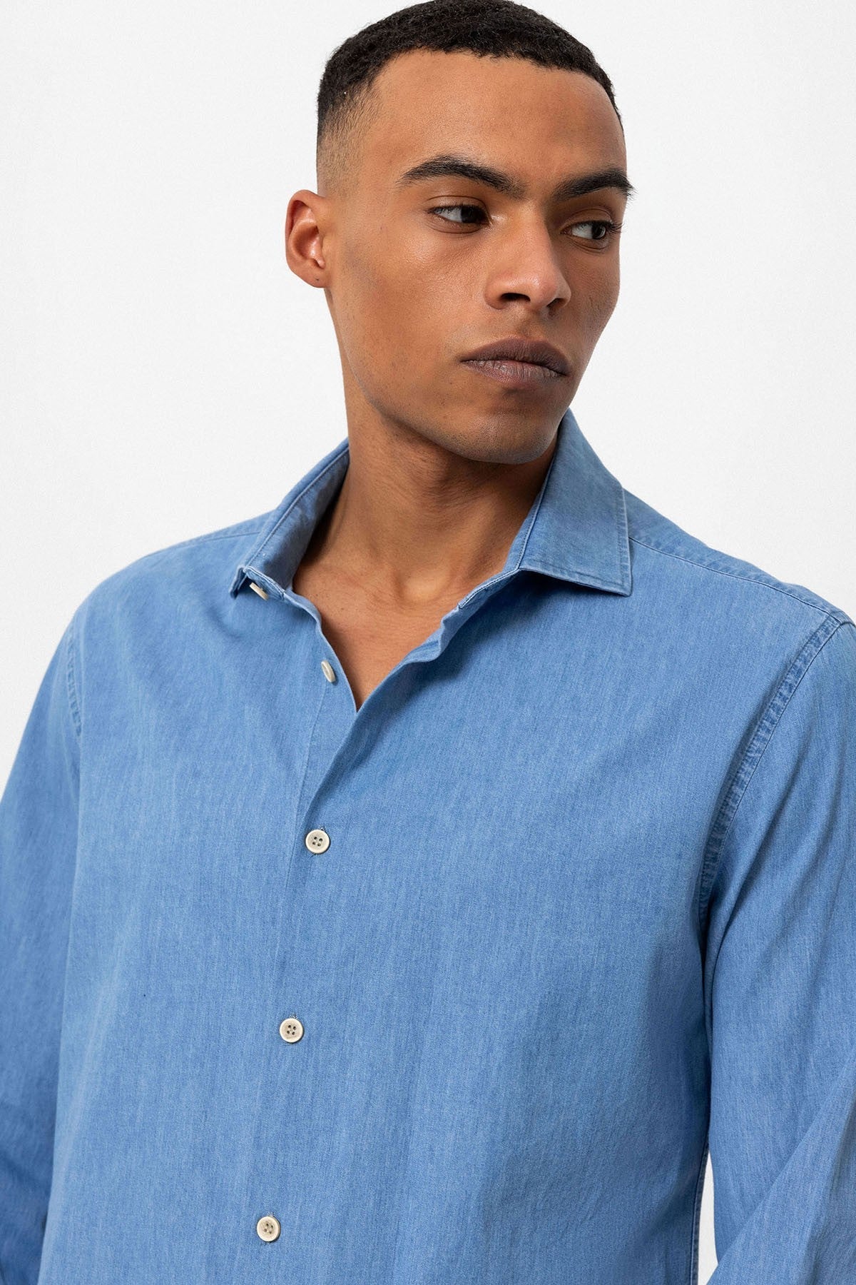 Antioch Men's Long-Sleeve Denim Shirt