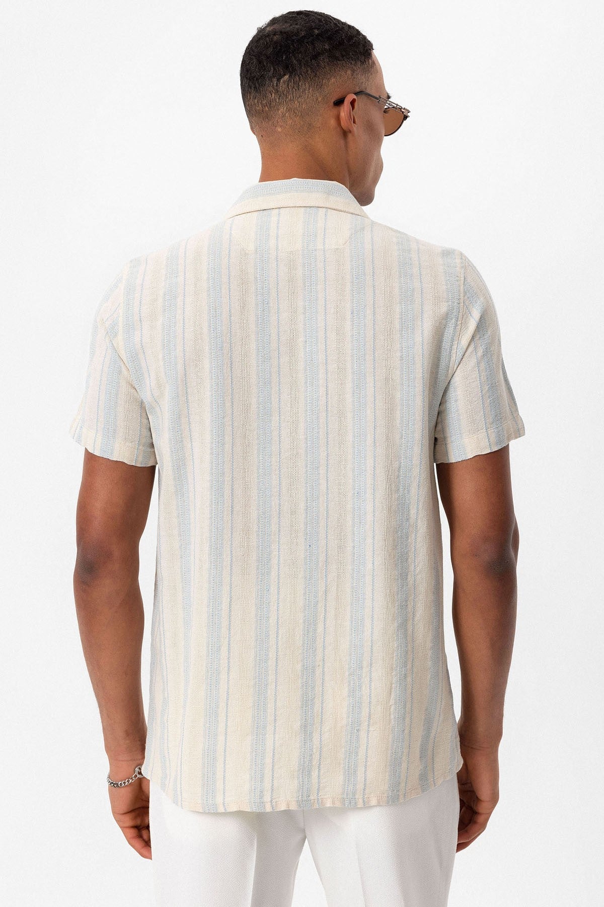 Antioch Short-Sleeved Striped Men's Shirt with a Polo Collar