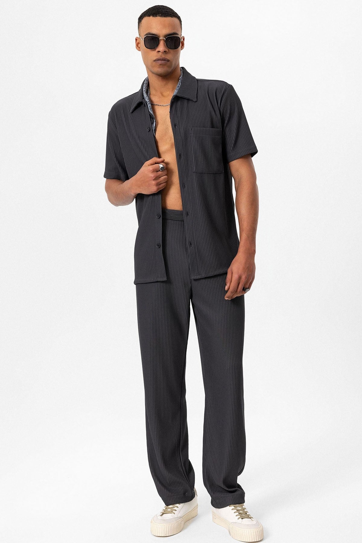 Antioch Ribbed Short-Sleeve Men's Shirt