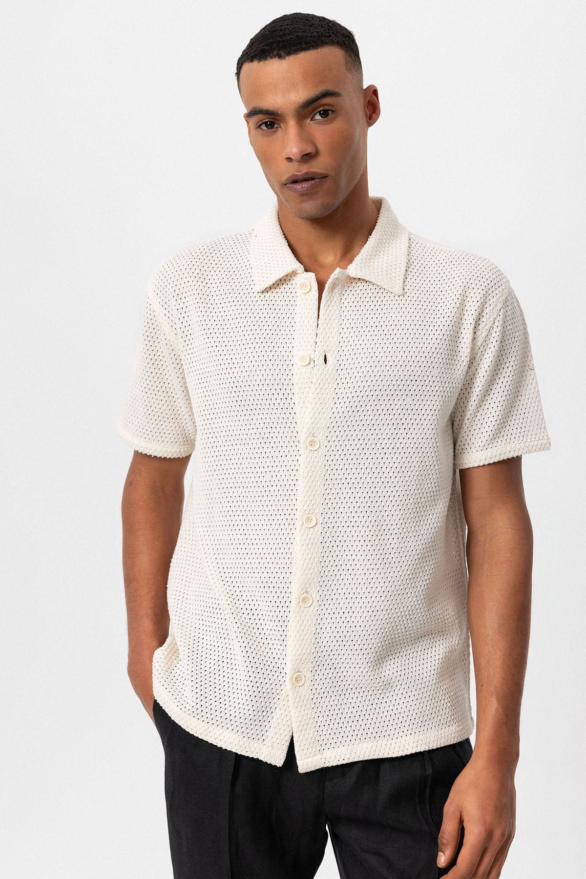 Antioch Textured Short-Sleeve Men's Shirt