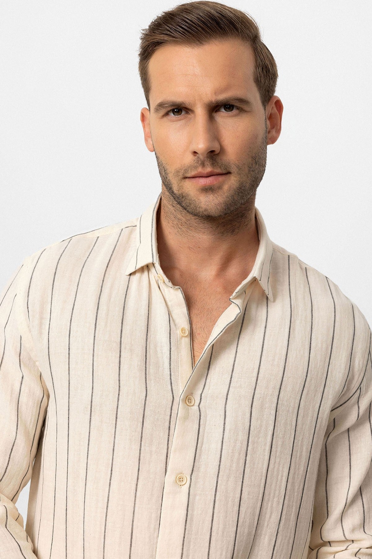 Antioch Slim-Fit Striped Men's Shirt
