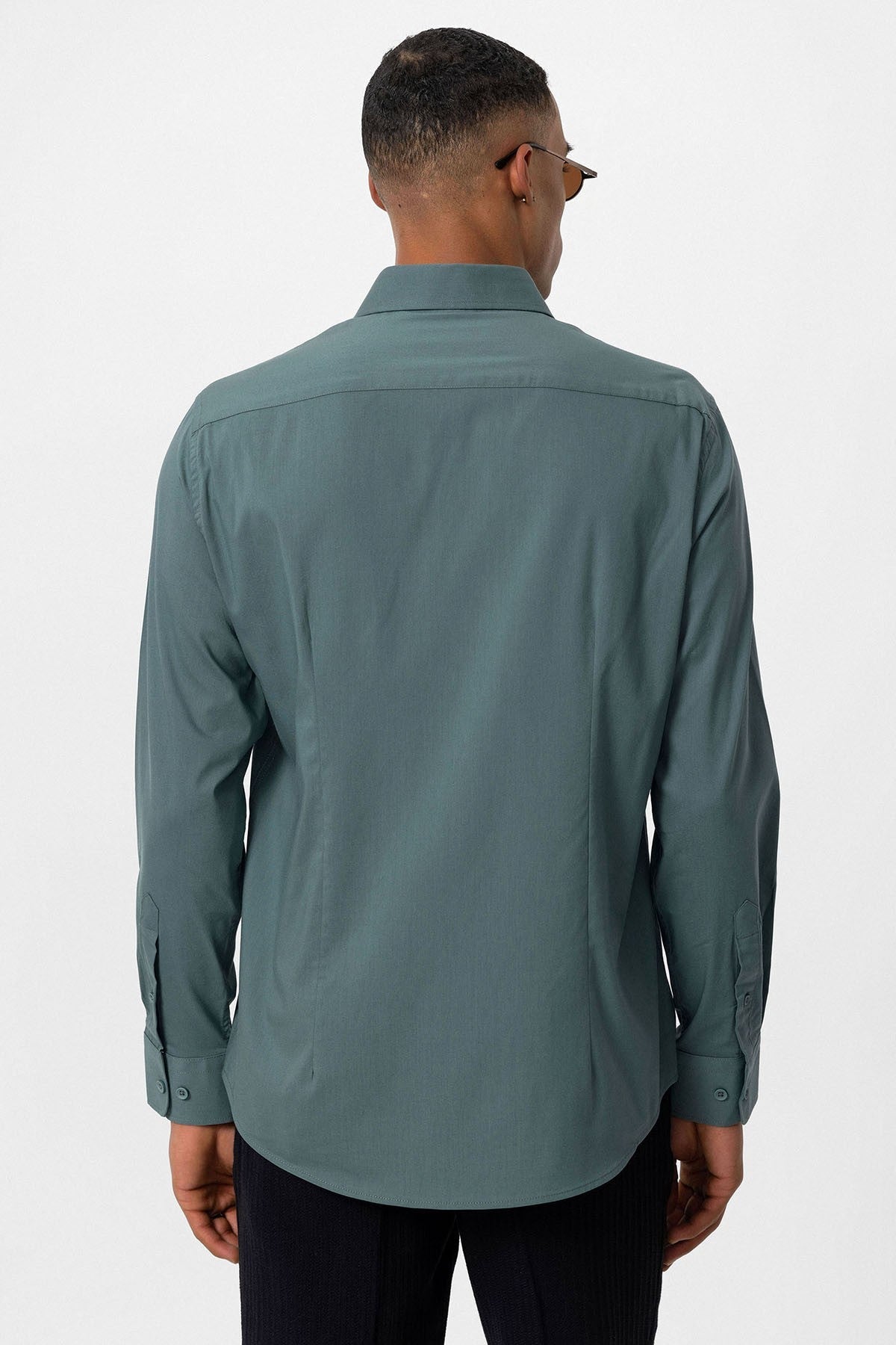 Antioch Slim Fit Classic Men's Shirt