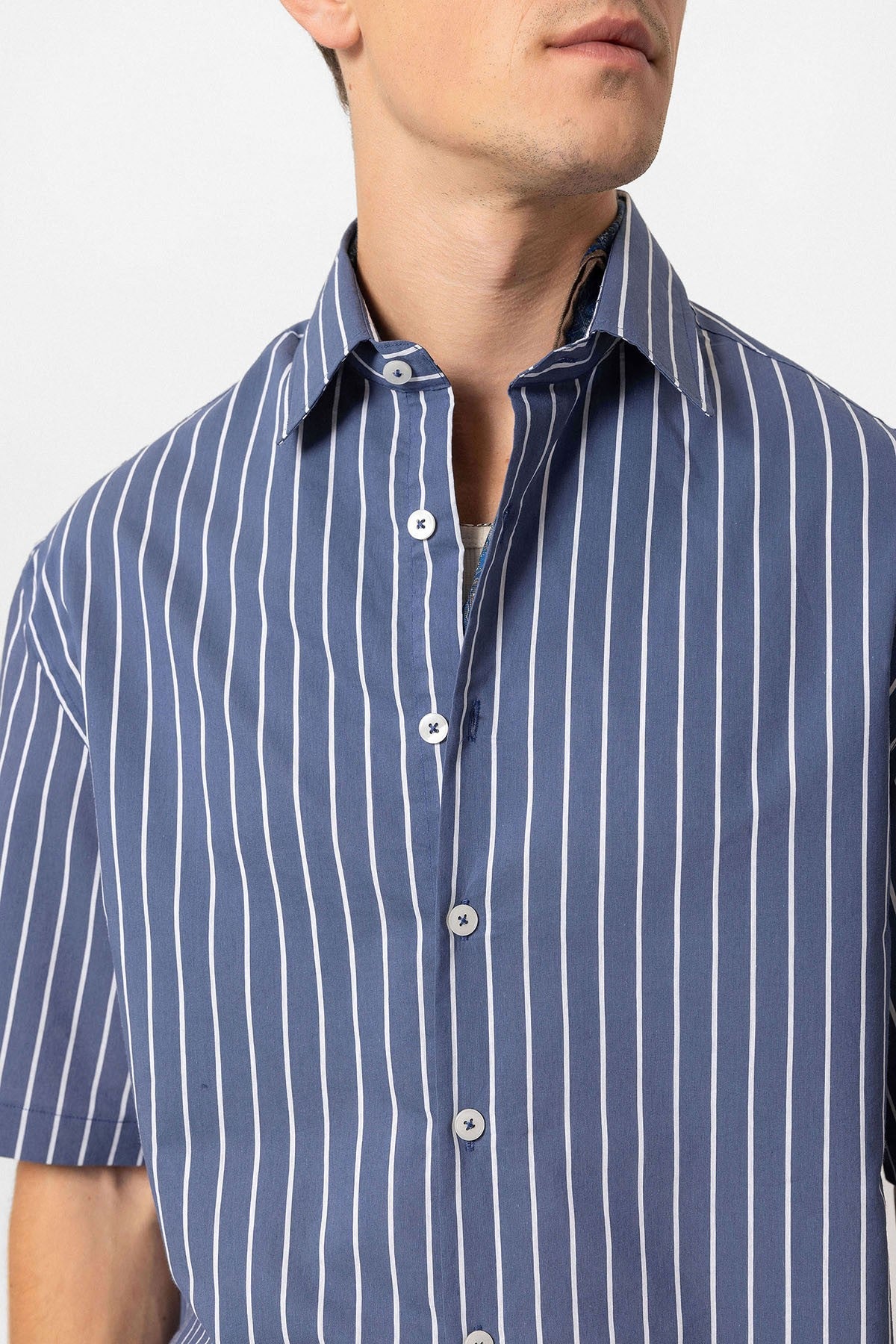 Antioch Oversized Short-Sleeve Striped Men's Shirt
