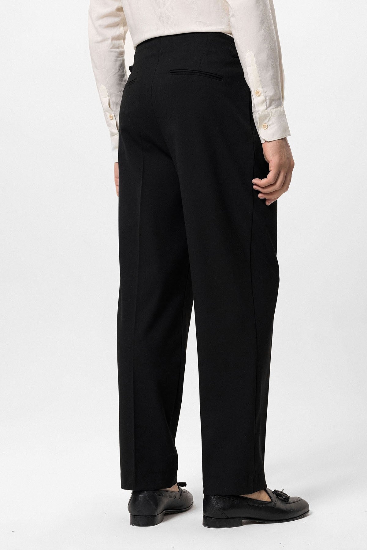 Antioch High-Waisted Men's Pants with Buckle Detail and Relaxed Fit