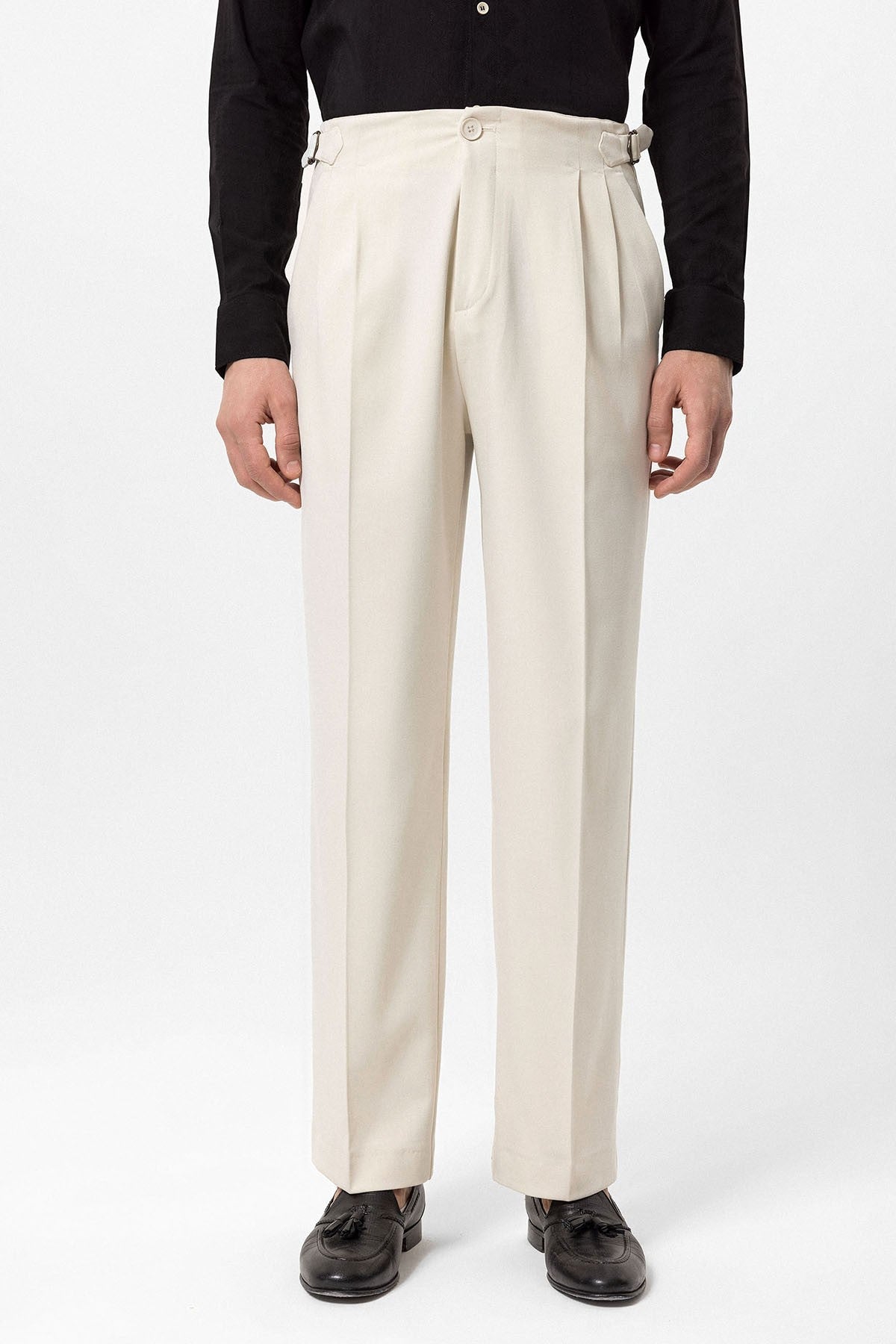 Antioch High-Waisted Men's Pants with Buckle Detail and Relaxed Fit