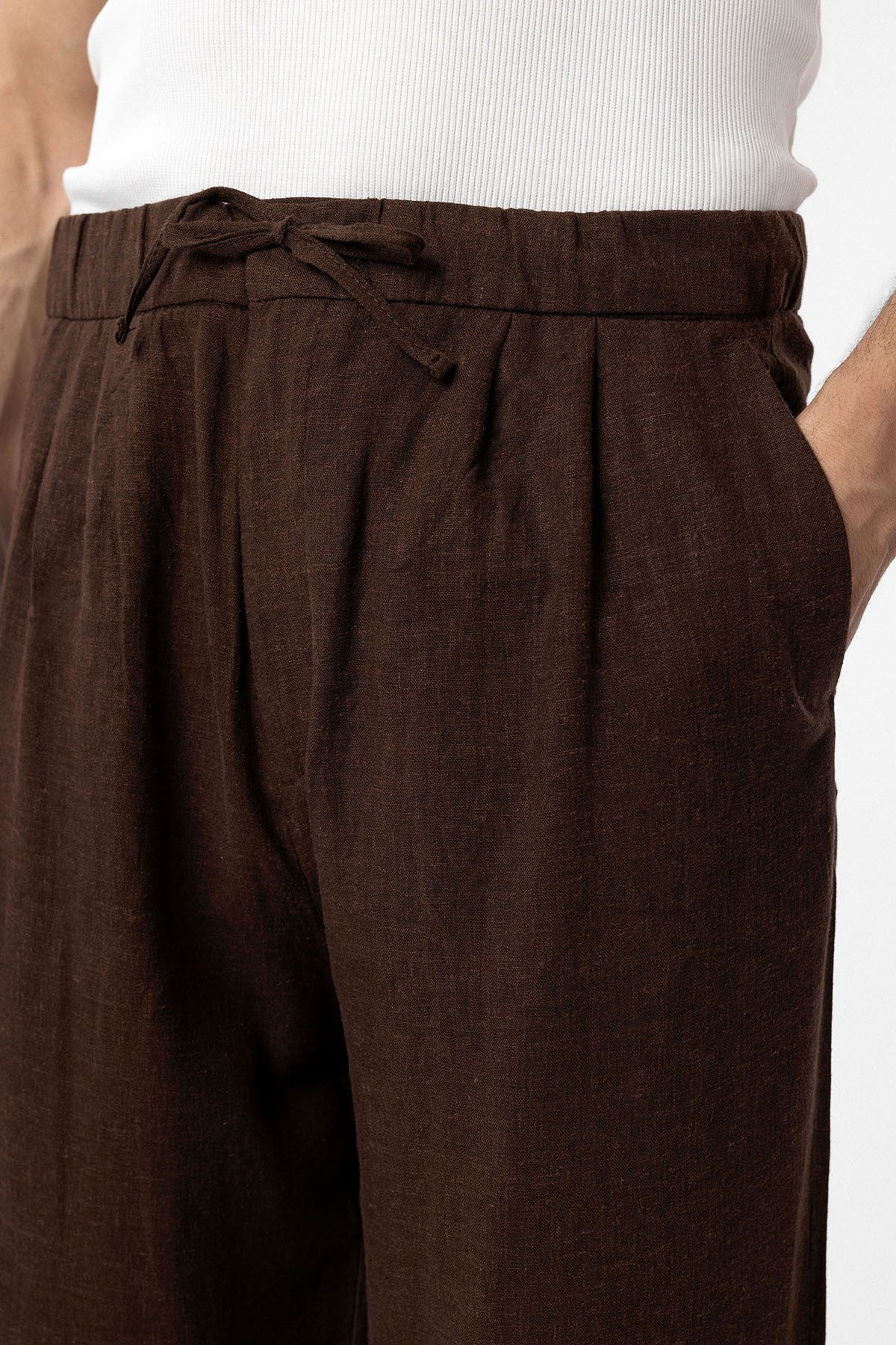 Antioch Belted Linen-Blend Baggy Men's Pants