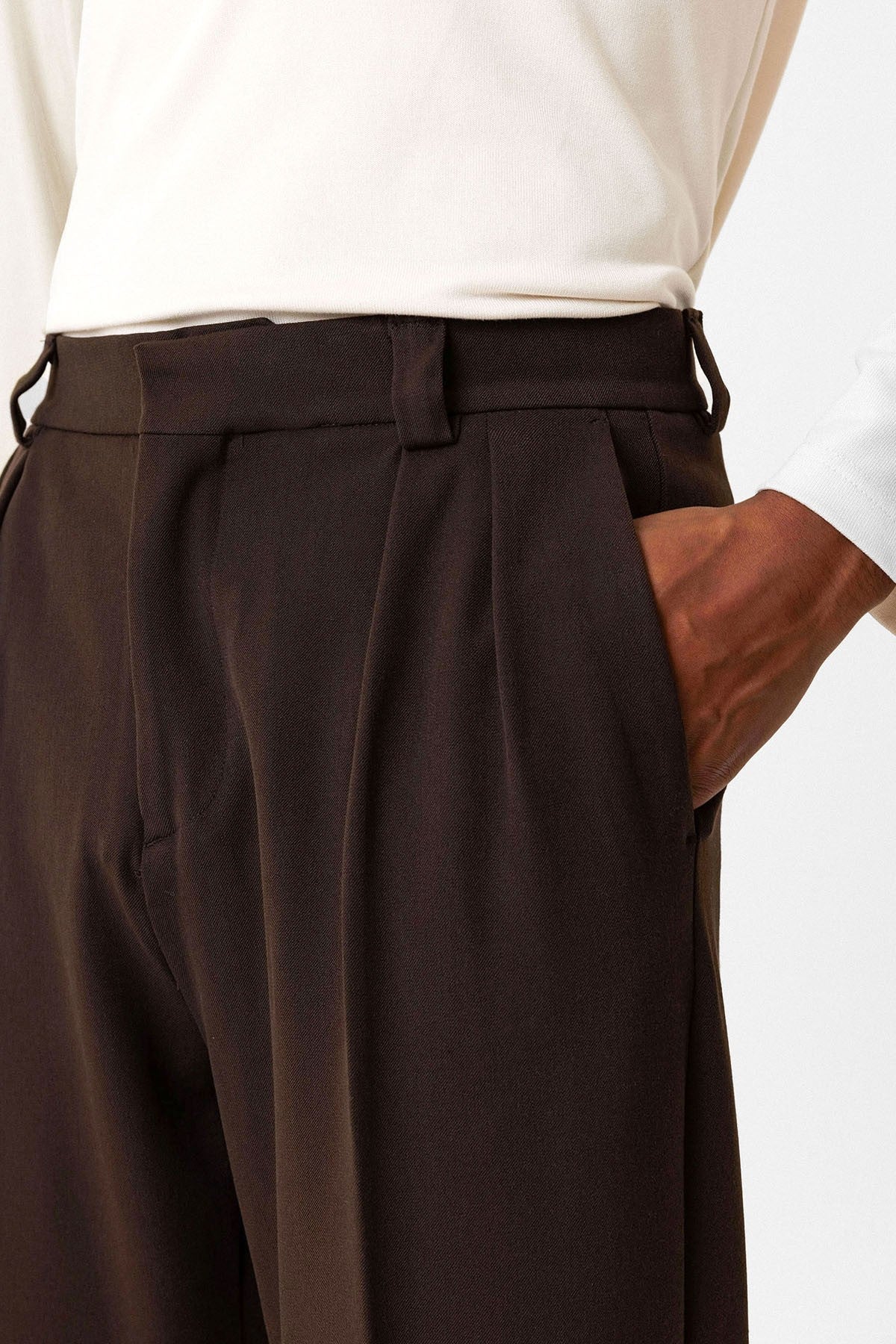 Antioch High-Waisted Pleated Relaxed-Fit Baggy Men's Pants