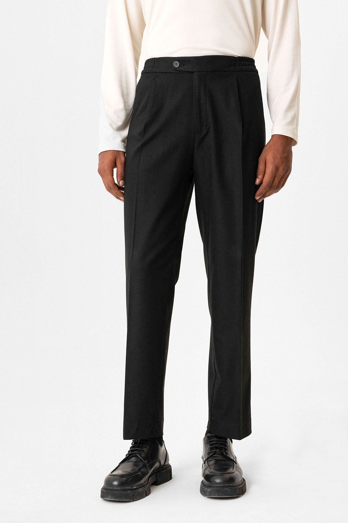 Antioch Elastic-Waist Baggy Men's Pants
